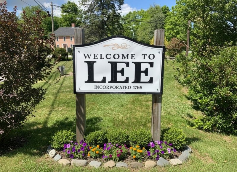 Tpo Roof Replacement in Lee, NH